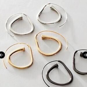 NEW Free People Eyes On You Earrings / Gold